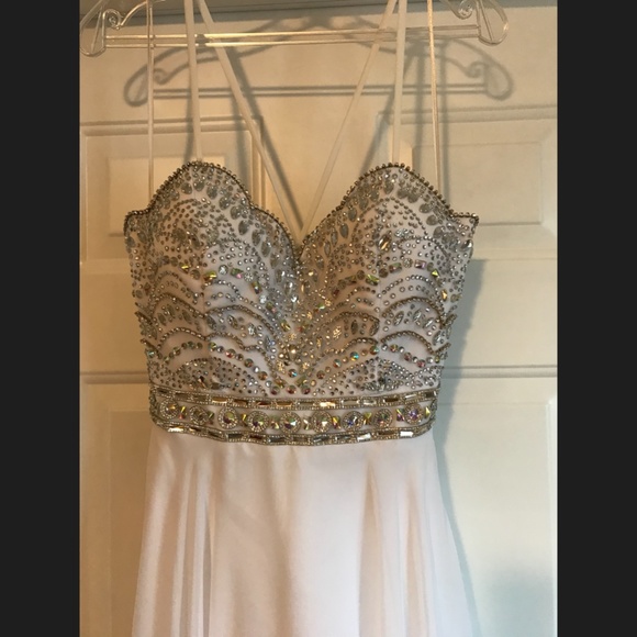 Madison James Special Occasions Dress - Picture 4 of 7